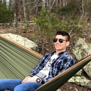 Meet your Posher, Brady